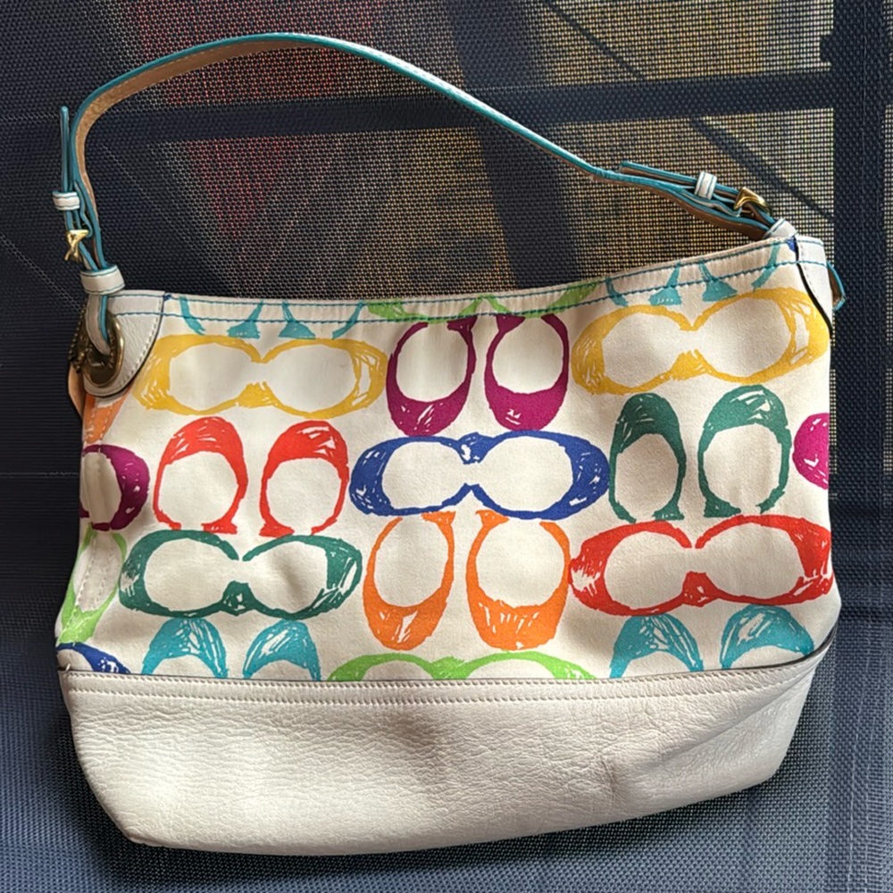 Love! Has some minor wear. Colorful Patterned Coach Bag